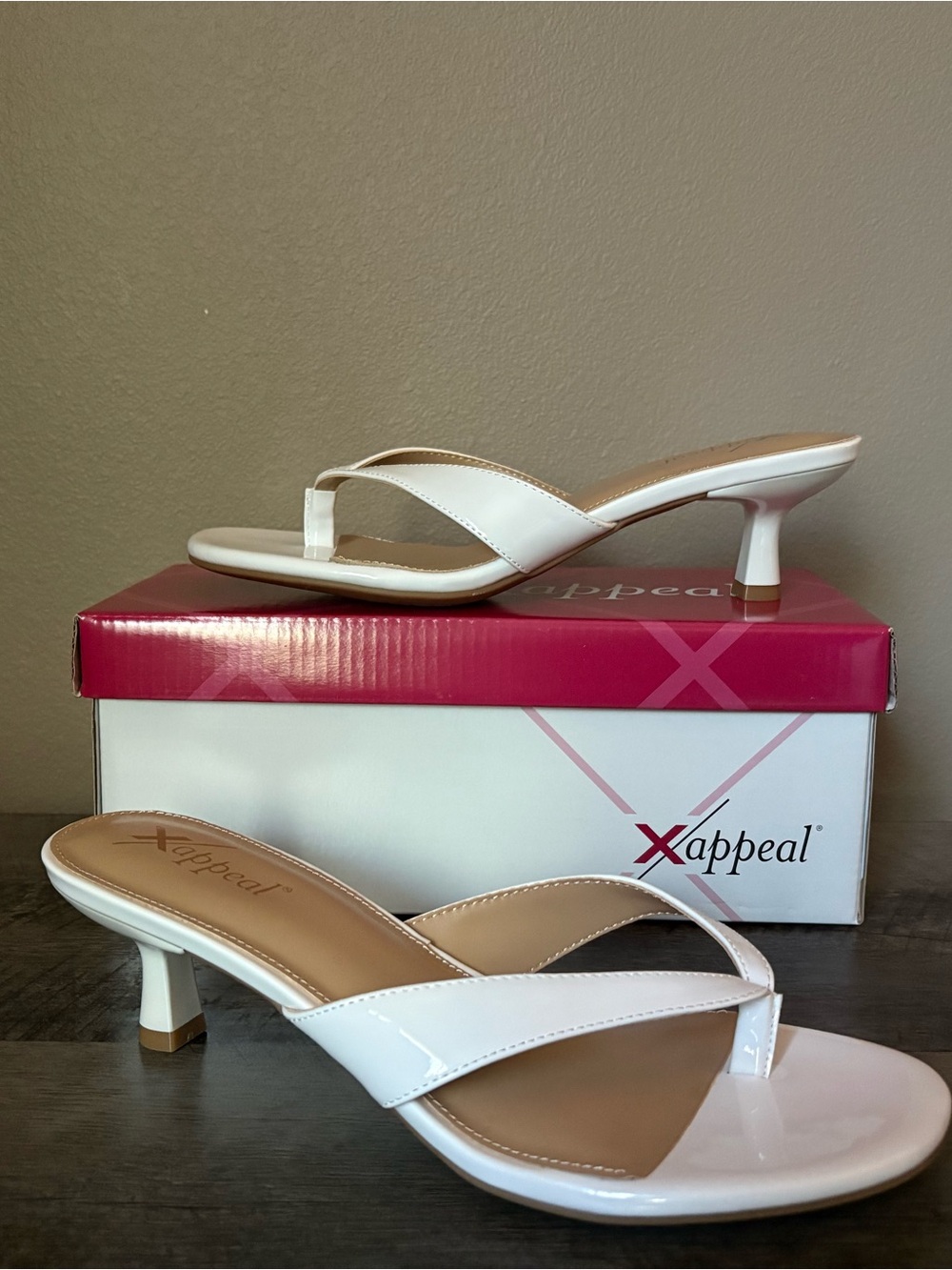 Xappeal White Patent Mid-Heel Thong Mules